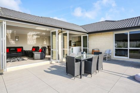 Photo of property in 24 Searle Drive, Patumahoe, Pukekohe, 2679