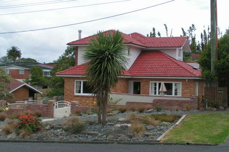 Photo of property in 1/9 Harley Road, Takapuna, Auckland, 0622