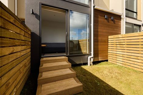 Photo of property in 4/23 Parson Lane, Papatoetoe, Auckland, 2025