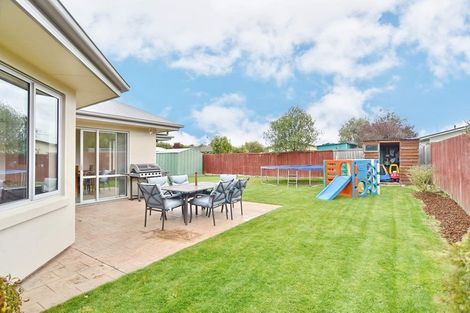 Photo of property in 11 Kotare Avenue, Rangiora, 7400