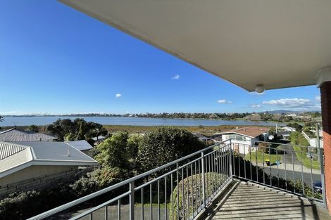 Photo of property in 38a Churchill Road, Murrays Bay, Auckland, 0630