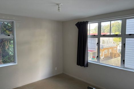 Photo of property in 146g Aro Street, Aro Valley, Wellington, 6021