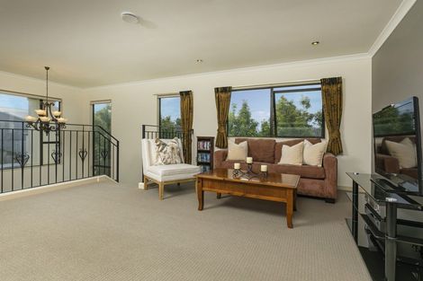 Photo of property in 30e Schnapper Rock Road, Schnapper Rock, Auckland, 0632