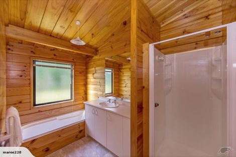 Photo of property in 250 Ridge Road, Mahurangi East, Warkworth, 0982