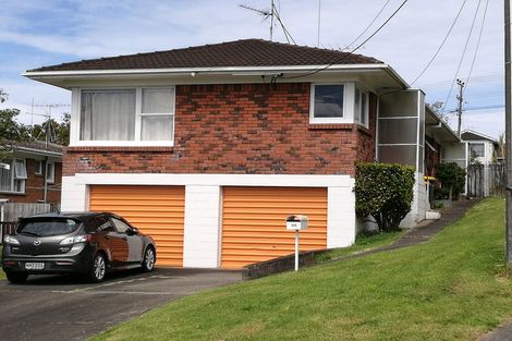 Photo of property in 1/18 Anne Road, Hillcrest, Auckland, 0627