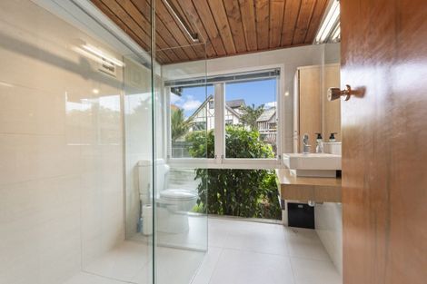 Photo of property in 9 Montgomery Terrace, Hokowhitu, Palmerston North, 4410