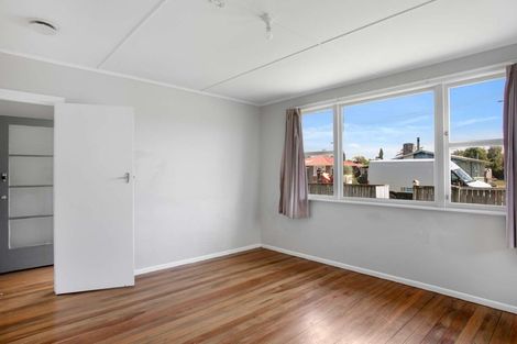 Photo of property in 10 Currie Street, Te Karaka, 4022