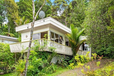 Photo of property in 19 Clinton Road, Tawharanui Peninsula, Warkworth, 0986