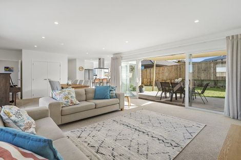 Photo of property in 13 Karanema Place, Coastlands, Whakatane, 3120