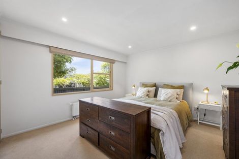 Photo of property in 50 Churton Drive, Churton Park, Wellington, 6037