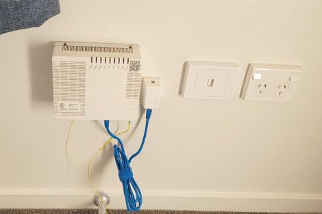 Photo of property in 15 Balmerino Grove, Waikanae, 5036