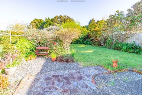 Photo of property in 12 Saint Leonard Street, Saint Johns Hill, Whanganui, 4501