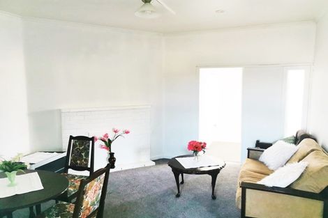 Photo of property in 39b Forrest Hill Road, Milford, Auckland, 0620