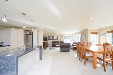 Photo of property in 44 Phillips Street, Sanson, 4817