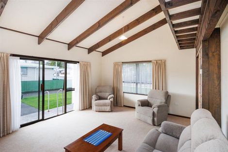 Photo of property in 12a Oxford Street, Marton, 4710