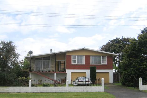 Photo of property in 16 Liston Avenue, Hilltop, Taupo, 3330