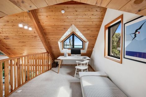 Photo of property in 16 James Clendon Place, Okiato, Russell, 0272