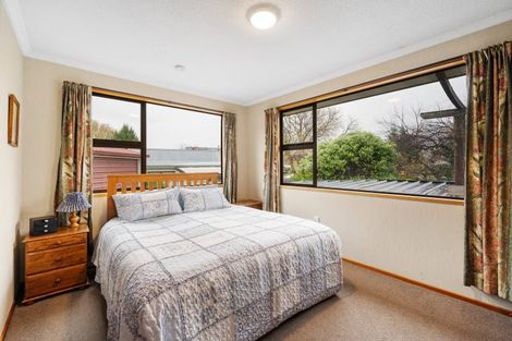 Photo of property in 2 Aeolus Place, Wanaka, 9305