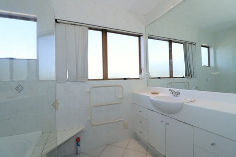 Photo of property in 192 Cook Street, Howick, Auckland, 2014