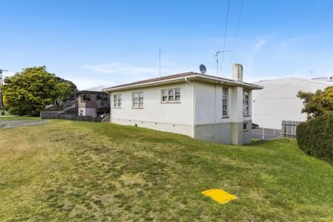 Photo of property in 12 Pitau Road, Mount Maunganui, 3116