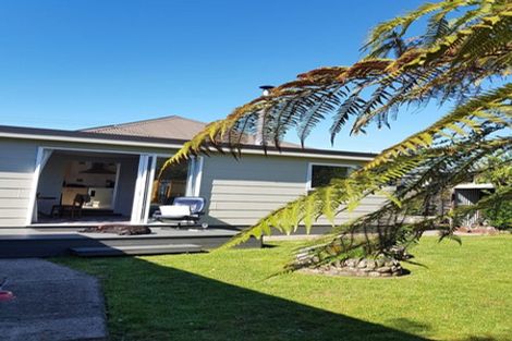 Photo of property in 150 Queen Street, Westport, 7825