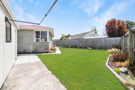 Photo of property in 16 Dunoon Place, Woolston, Christchurch, 8062