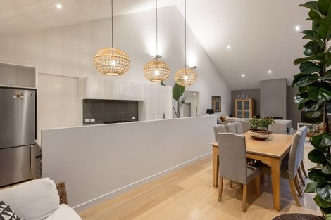 Photo of property in 10 Harapaki Road, Meadowbank, Auckland, 1072