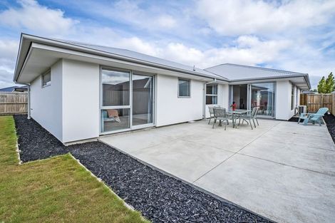 Photo of property in 17 Lewis Crescent, Rolleston, 7614