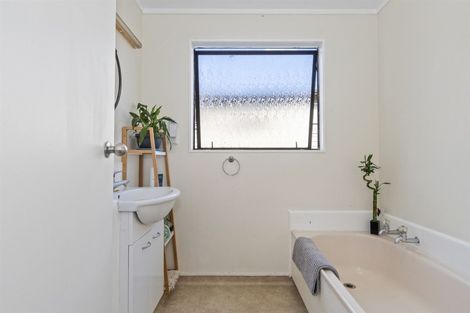 Photo of property in 12 Nicolas Place, Judea, Tauranga, 3110