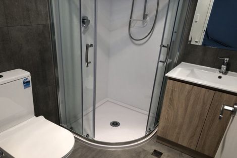 Photo of property in 30/9 Schnapper Rock Road, Greenhithe, Auckland, 0632