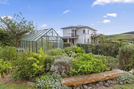 Photo of property in 335 Wainui Road, Raglan, 3297