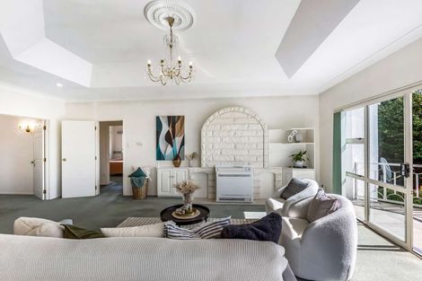 Photo of property in 43 Aotea Crescent, Gore, 9710