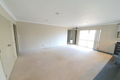 Photo of property in 22 Kestev Drive, Flat Bush, Auckland, 2016