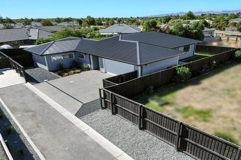 Photo of property in 7 Clonbunny Close, Rolleston, 7614