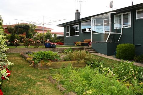 Photo of property in 15 Holmes Street, Holmes Hill, Oamaru, 9401