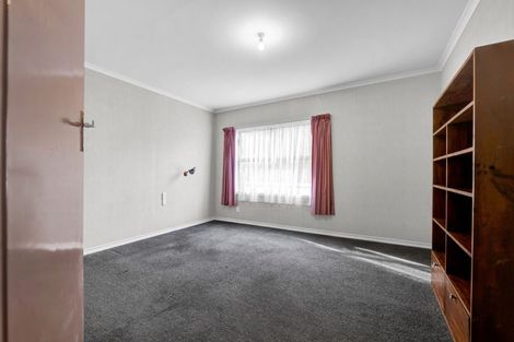 Photo of property in 147 Regan Street, Stratford, 4332
