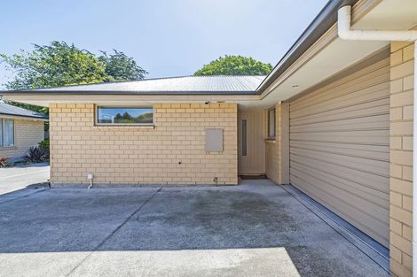 Photo of property in 54 Thackeray Place, Waltham, Christchurch, 8023