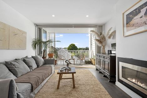 Photo of property in 9/83 Hinemoa Street, Birkenhead, Auckland, 0626