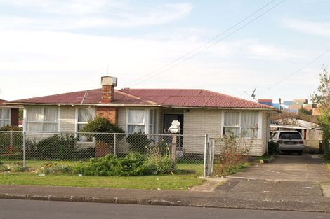Photo of property in 23 Blake Road, Mangere East, Auckland, 2024