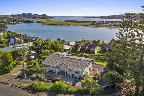 Photo of property in 36 Norrie Avenue, Raglan, 3225