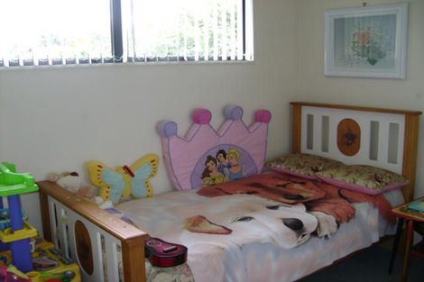 Photo of property in 20 Langana Avenue, Browns Bay, Auckland, 0630