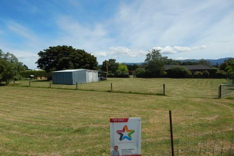 Photo of property in 7 Camellia Lane, Carterton, 5713