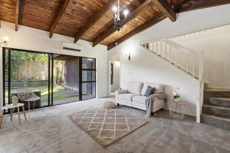 Photo of property in 789a Beach Road, Browns Bay, Auckland, 0630