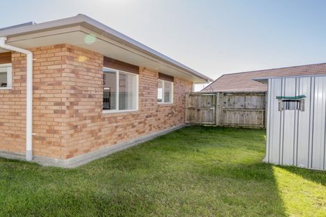 Photo of property in Rangeview Villas, 22/9 Fuller Close, Levin, 5510