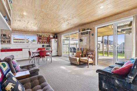 Photo of property in 107b Esplanade Drive, Whangamata, 3620