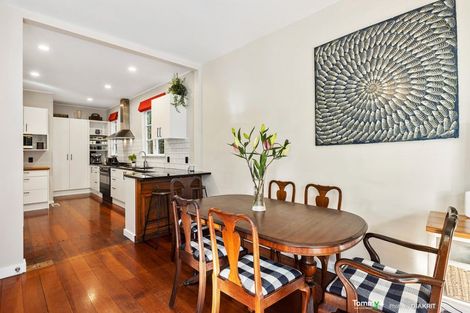 Photo of property in 7 Lower Watt Street, Wadestown, Wellington, 6012