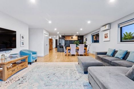 Photo of property in 59 Mclarin Road, Glenbrook, Waiuku, 2681