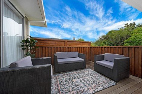 Photo of property in 3 Dundas Place, Henderson, Auckland, 0612