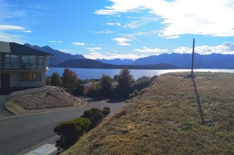Photo of property in 19 Muriwai Drive, Manapouri, 9679