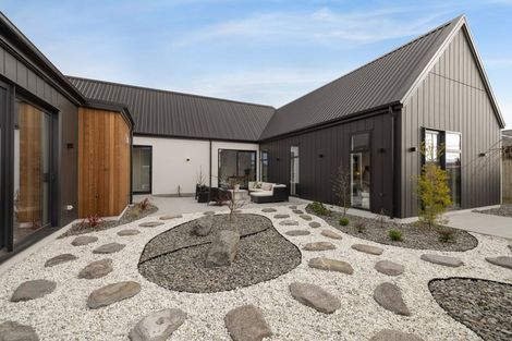 Photo of property in 2 Alan James Lane, Prebbleton, 7604